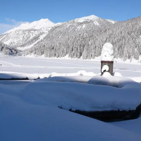 Appartamento Daint Chasa Zanoli Whg Im Zweiten Stock Fuldera